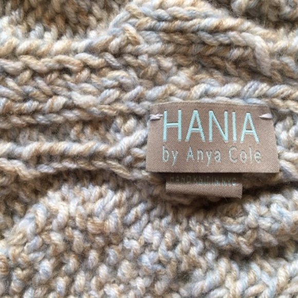 100% Italian Cashmere Beanie - Picture 2 of 5